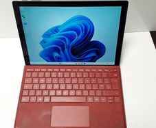 Microsoft Surface Pro 7 Intel Core i5 | 8GB RAM | 256GB SSD