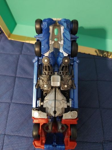 Transformer optimus prime