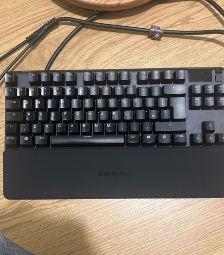 SteelSeries Apex Pro TKL Keyboard