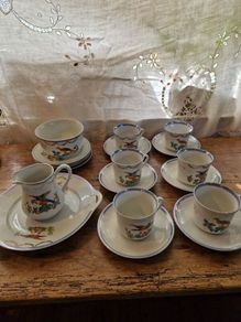 Tea set.