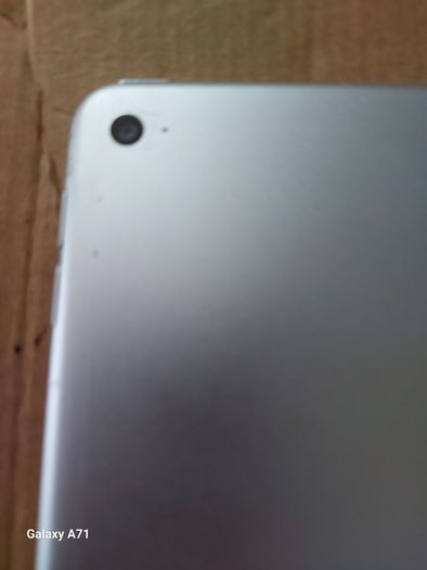 Apple Ipad Air 2, 32GB, in Excellent cosmetic Condition