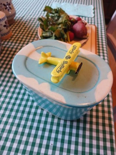 Utterly Butterly butter dish