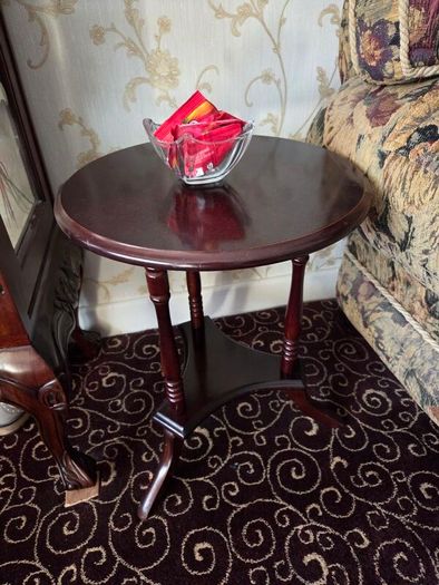 Lamp Table
