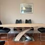 Kitchen/dining table and 6 chairs Image 5