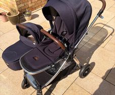 Mamas & Papas Bassinet and Pushchair