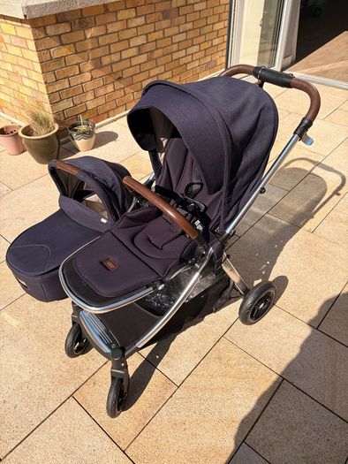 Mamas & Papas Bassinet and Pushchair