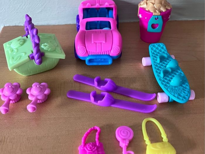 Polly Pocket, Littlest Pet Shop & Small Dolls Accessories Bundle