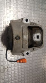 Audi Engine Mount Electronically Controlled Hydro Mounting 8R0199381