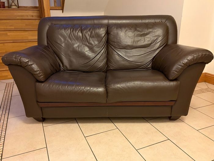 Genuine Leather 3-Piece Suite Excellent Condition Chocolate Brown