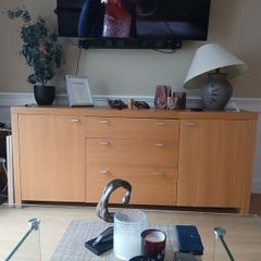 sideboard