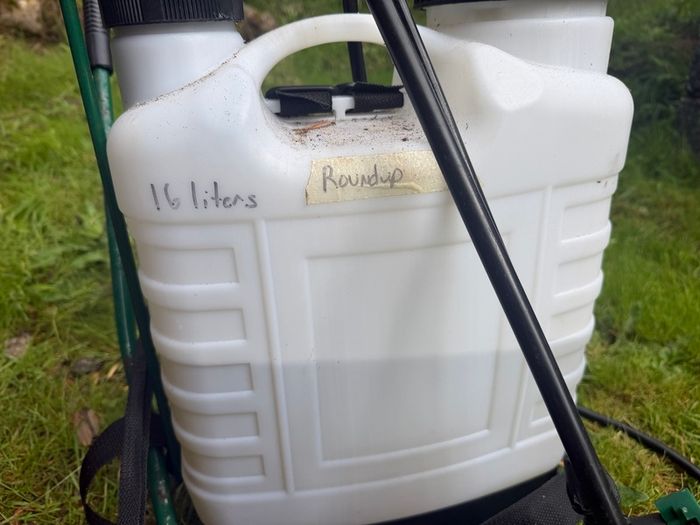 16L Backpack Sprayer + Roundup Hand Sprayer