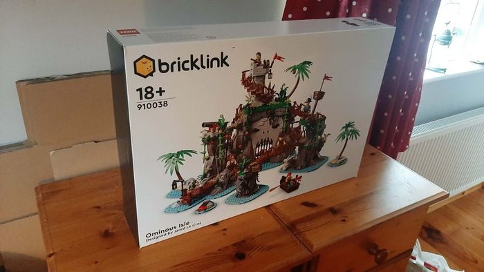 Lego Ominous Isle 910038
