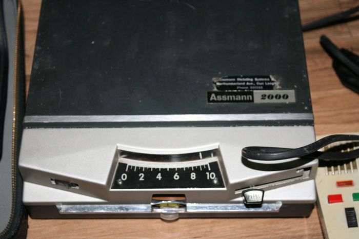 Antique Assmann 2000 - the Dictation Machine with Re-recordable Magnetic Records
