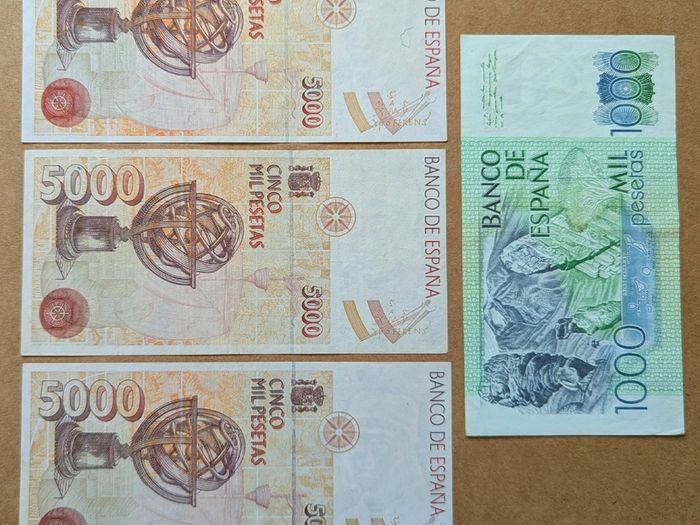 SPAIN - Set of 4 Banknotes: 1000 5000 Pesetas 1976-1992 P165 (VF-AU)