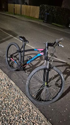 B twin mtb mountain bike