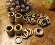 Wooden curtain pole rings