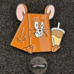 Tom and jerry , pin back badge.