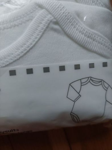 Baby's vests