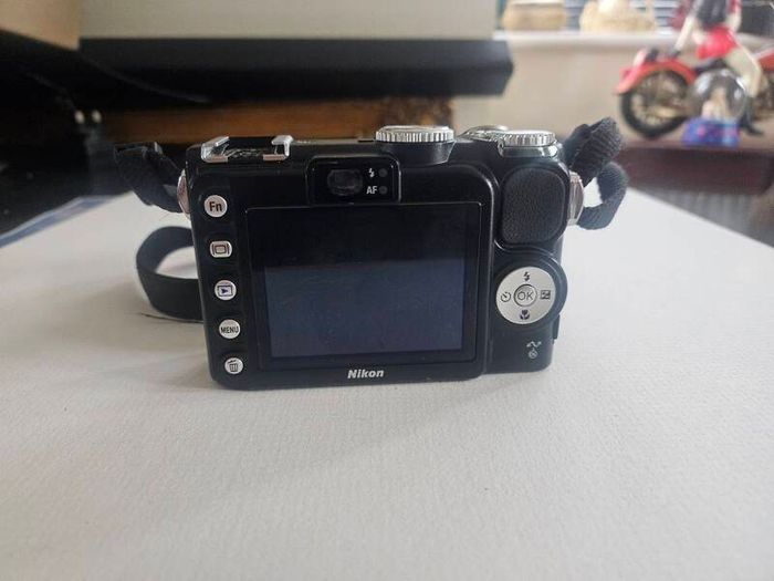 Nikon P5000 digital camera