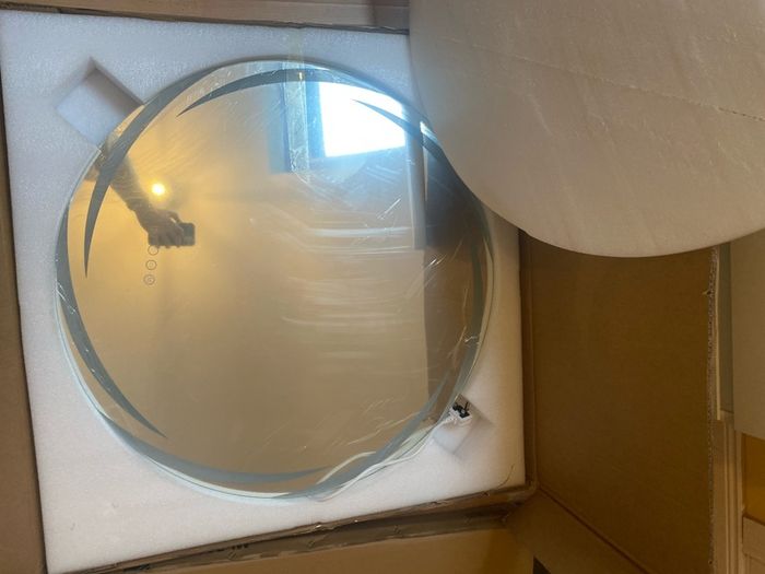 Mirror.