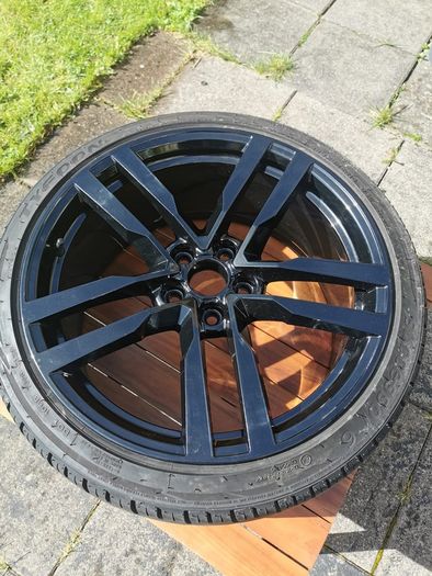 Audi TT Alloys 19" Set 5x112 8S0601025F