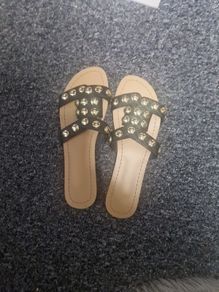 sandles