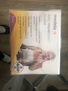 pumping bra medela