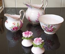 Fine Bone China Set.