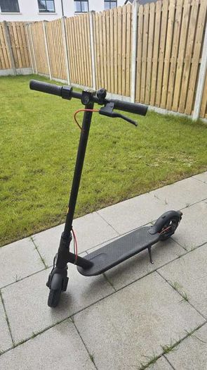 Xiaomi Mi Electric Scooter Pro 2 with Solid Tyres + Charger + Accessories