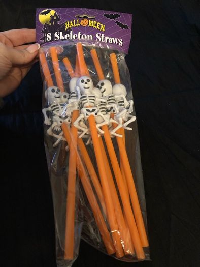 Halloween Tableware & trick r treat bags