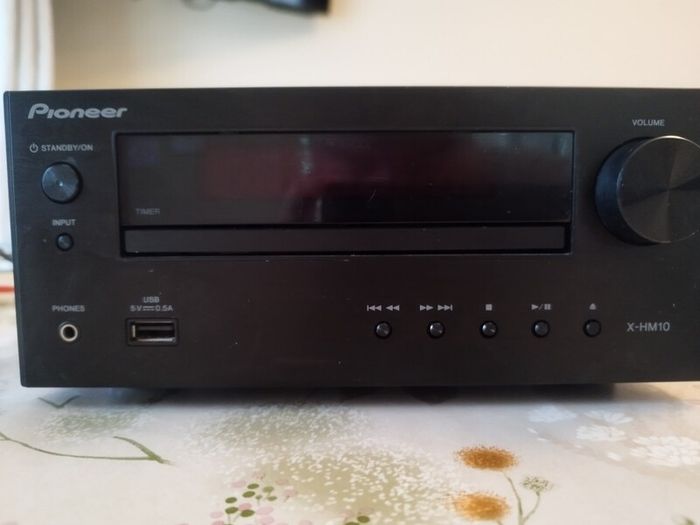 Home Stereo (Pioneer X-HM10 + Gale Gold Monitors)