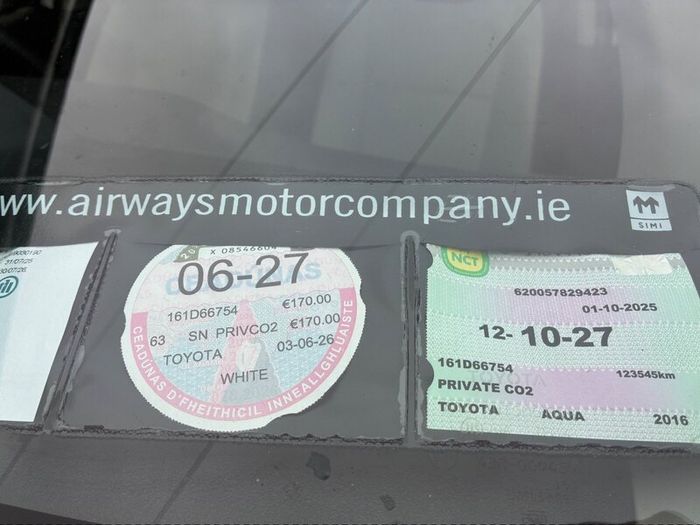 2016 Toyota Aqua Petrol Hybrid Auto LONG TAX & NCT