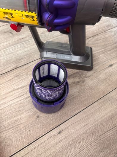 Dyson V10 Absolute
