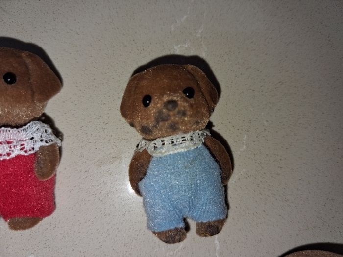 Sylvanian families chocolate labrador family set
