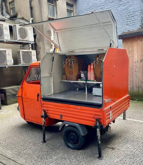 Food Truck - Piaggio Ape / Tuk Tuk