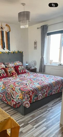Emma Super King Ottoman bed