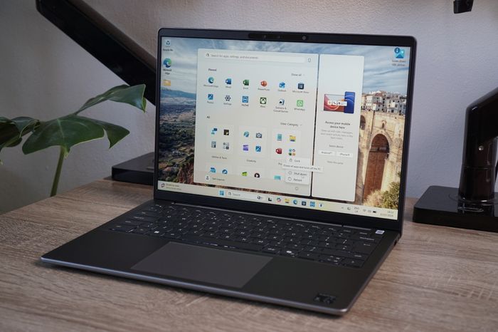 Dell Inspiron 14 Copilot+ PC | Snapdragon X Plus | 16GB RAM | 512GB