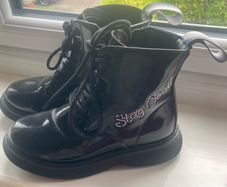Girls faux leather boots size 31