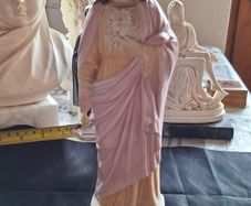 Sacred Heart of Jesus Statue, Ideal for Home or Stage Movie Props Postage Available or Collection is always welcome and Recommended in Rochfortbridge Westmeath