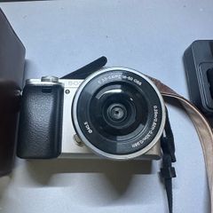 Sony A6000