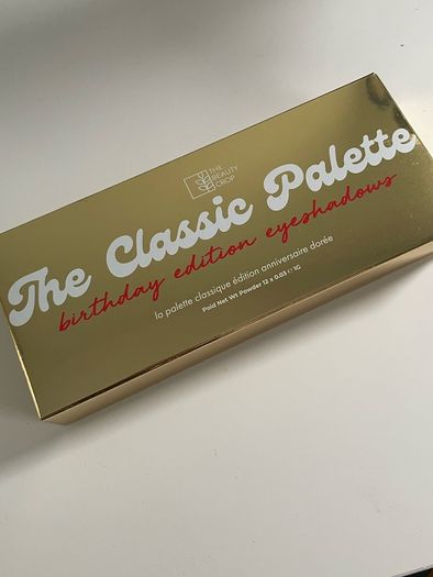 Beauty crop the classic palette