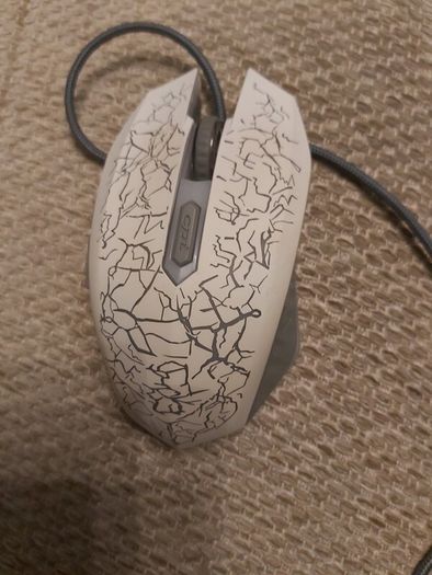gaming mouse