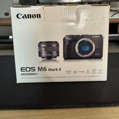 Canon Eos M6 Mark Ii + Ef-m 15-45mm F3.5-6.3 Is Stm Lens + Evf-dc2 Viewfinder