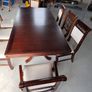 Extendable table and 8 chairs Image 2