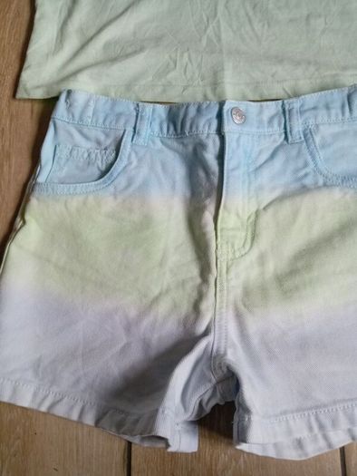 girls T-shirt and short sets aged 6-7 yrs