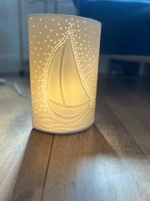 Beleek Living Lamp