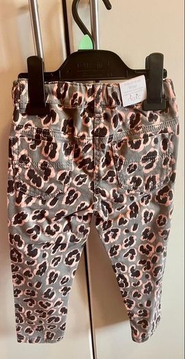 Next BNWT age 3-4 jeans BNWT (104cm)