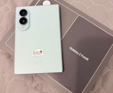 Samsung Galaxy Fold8 512GB Pistachio Green