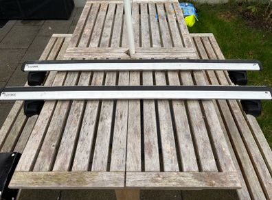 Thule Evo footpack, fitting kit and 118cm Wingbars
