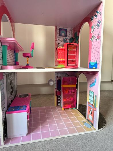 Doll house